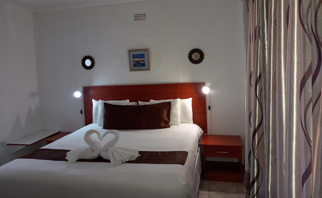 Rest Shade Bed And Breakfast Palapye Esterno foto