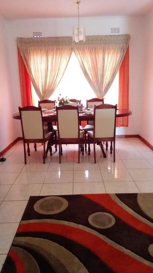Rest Shade Bed And Breakfast Palapye Esterno foto